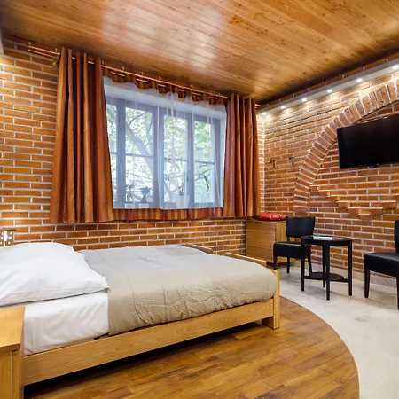 Aparthotel Krowoderska 4*