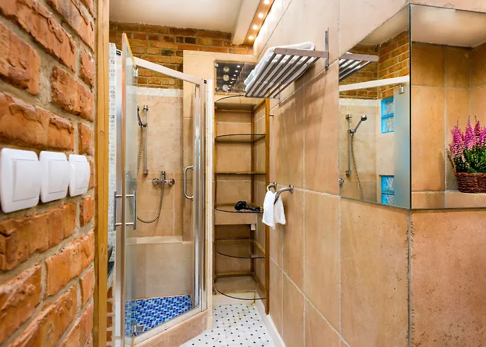 Aparthotel Krowoderska 4*